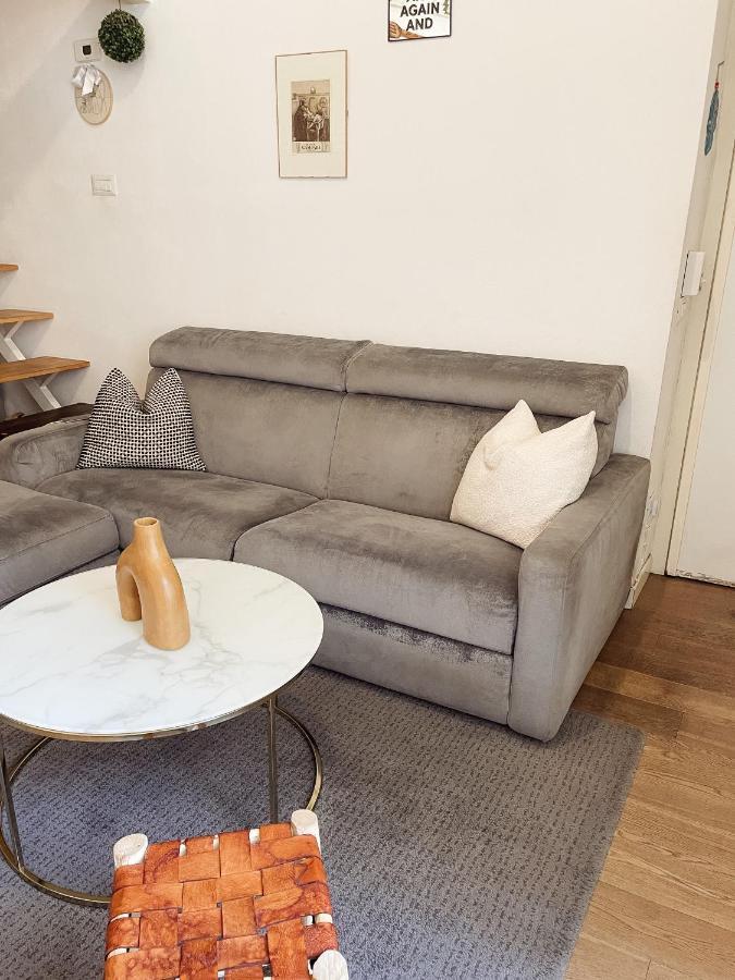 Accogliente Loft A 8 Min Dal Duomo Apartment Milan Exterior photo
