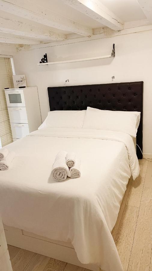 Accogliente Loft A 8 Min Dal Duomo Apartment Milan Exterior photo